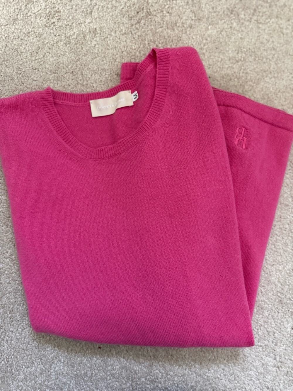 Dooney & Bourke Pink Long Sleeve Knit Sweater Top 100% Cashmere DB Embroidered - Picture 11 of 13